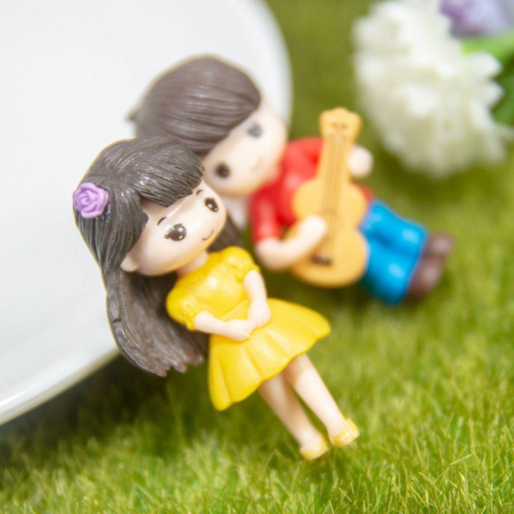 YIYU Mô Hình Cặp Đôi Mini Lãng Mạn Dùng Trang Trí Tiểu Cảnh DIY
