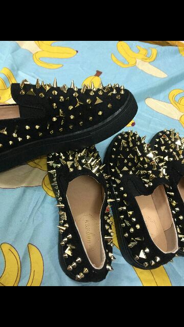 Giày đinh hít 2018