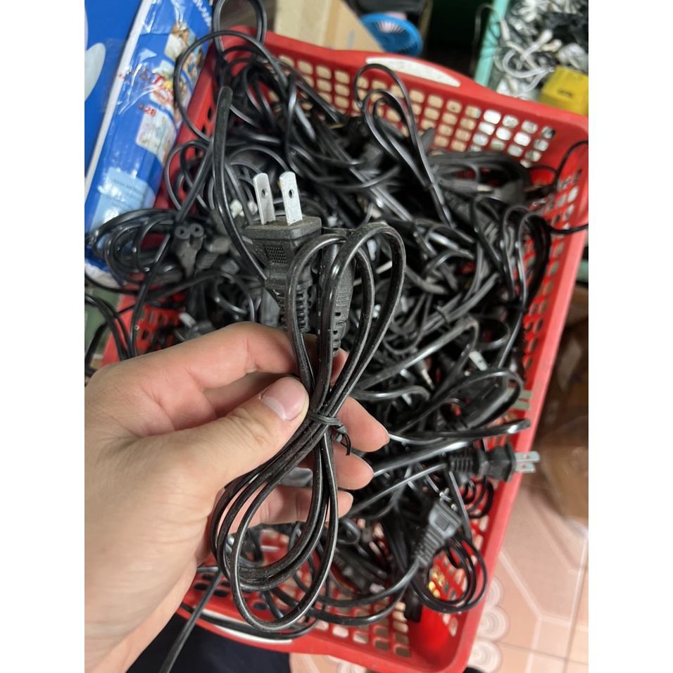 Thanh lý cáp nguồn số 8 mới