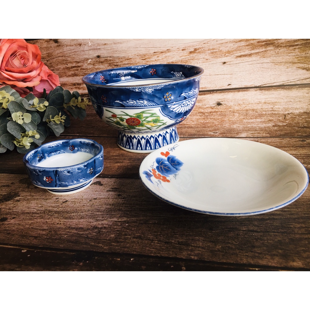 GỐM NHẬT - TÔ LAM VẼ HOA ĐẾ CAO VÀ ĐĨA DÂY NHO