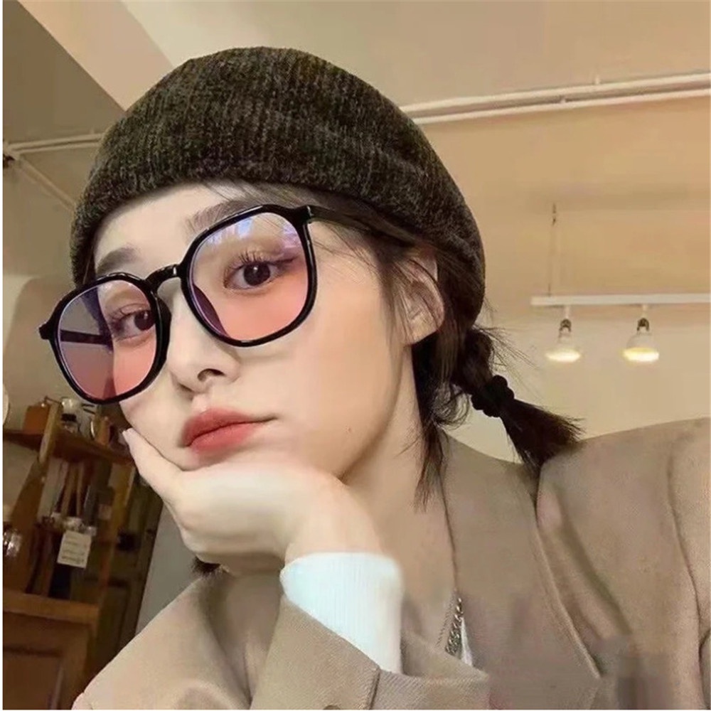 Kính Mát Nữ Gọng Lớn Màu Đen Mới