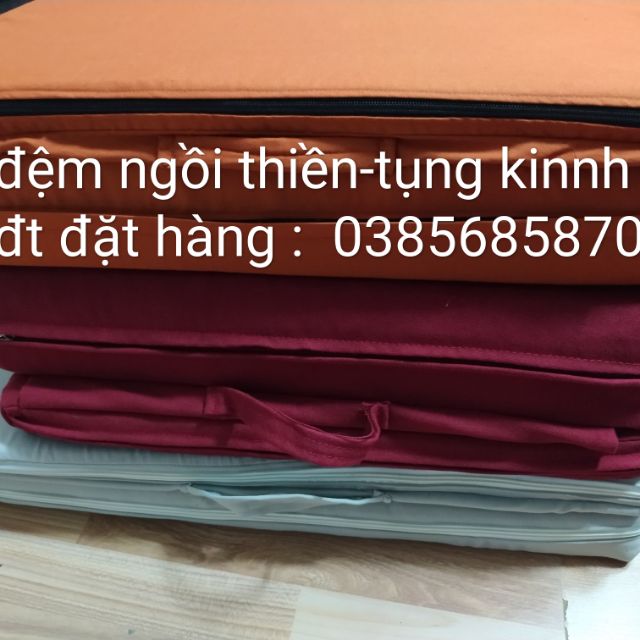 Đệm ngồi thiền- tụng kinh- niệm Phật