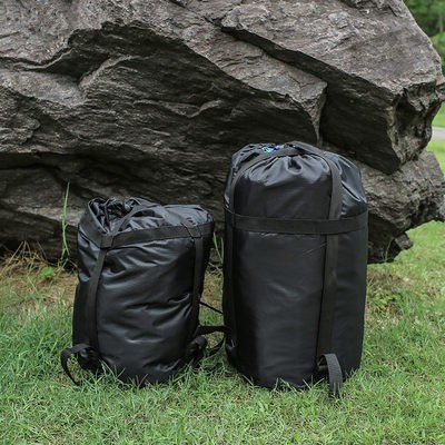 Túi nước màu đen túi du lịch di động ngoài trời bao đựng đồ không thấm nước Túi ngủ Túi nén Túi lưu trữ túi đa chức năng