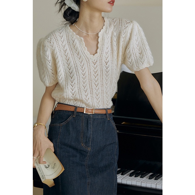 Áo kiểu dệt kim ngắn tay phối rỗng phong cách Pháp retro cho nữ