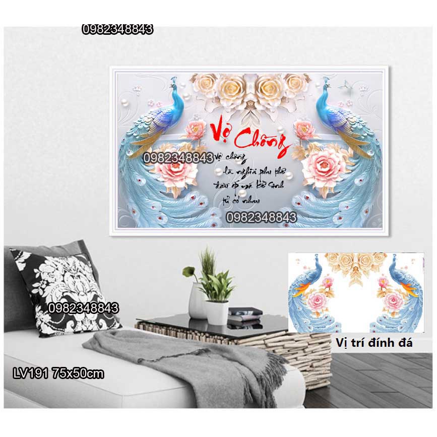 Tranh đính đá vợ chồng KT:75x50cm. Tranh gắn đá chưa gắn.