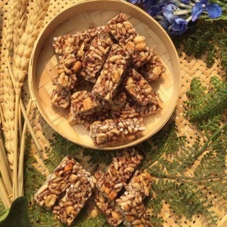 KẸO GẠO LỨT ĐẬU PHỘNG