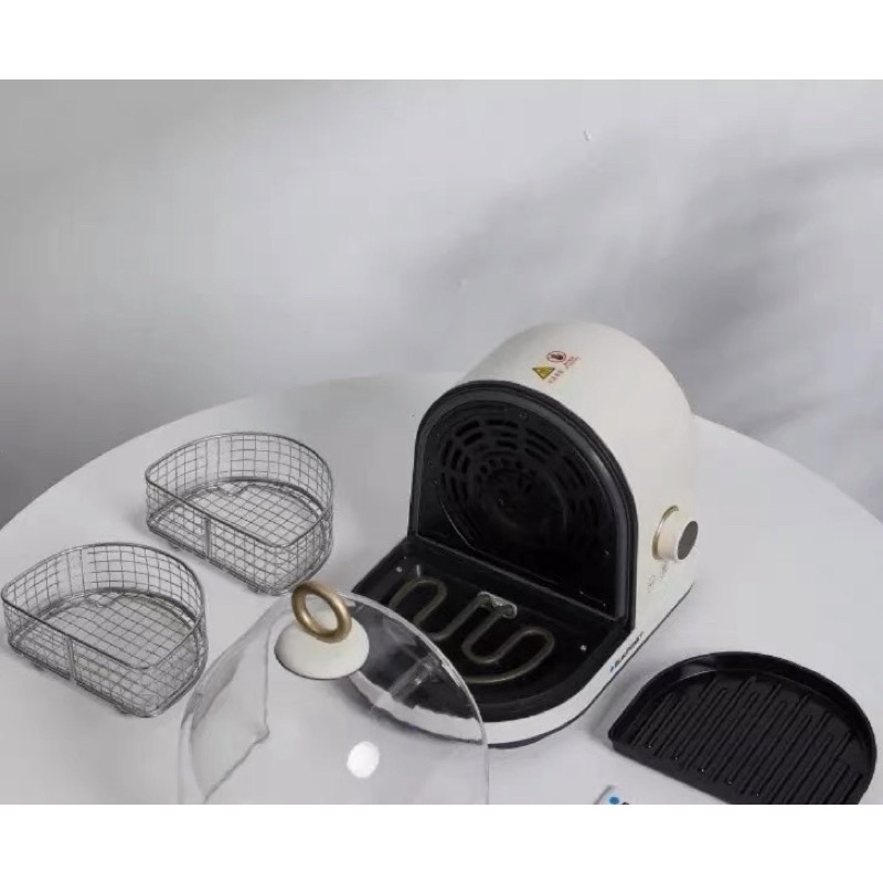 Nồi Chiên Không Dầu BLAUPUNKT BP-KZ01 Dung Tích 2L - Cáo Đeo Nơ