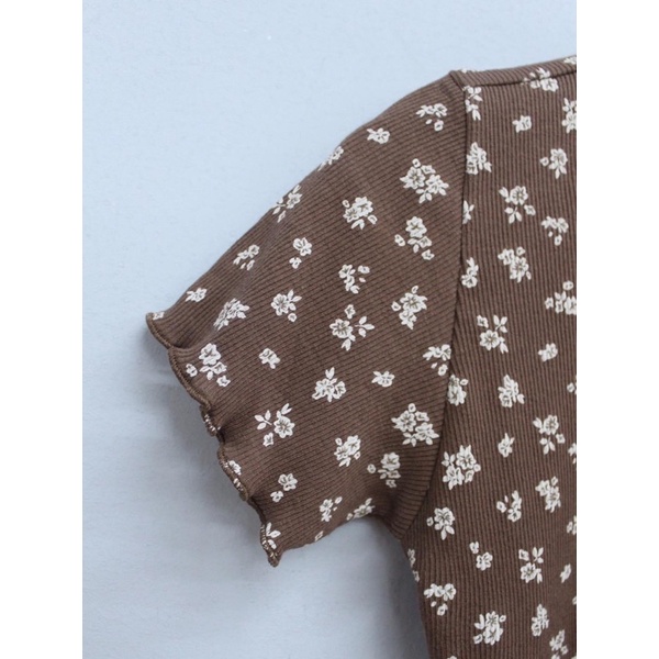 Áo Croptop Hoa Nhí • Storenyy