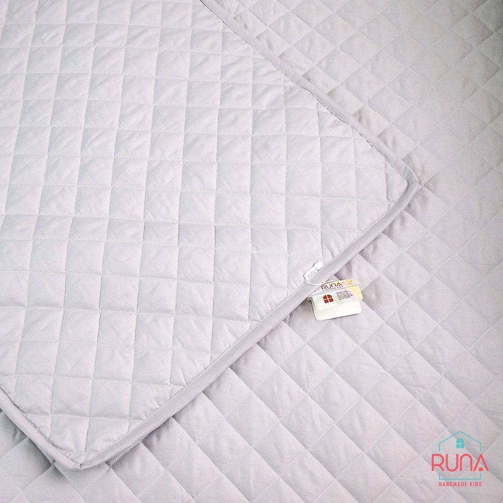 Tấm lót chống thấm cho bé RUNA KIDS Cotton Hàn 100% chần bông thấm hút tốt thoáng mát an toàn cho bé kích thước 40x60cm