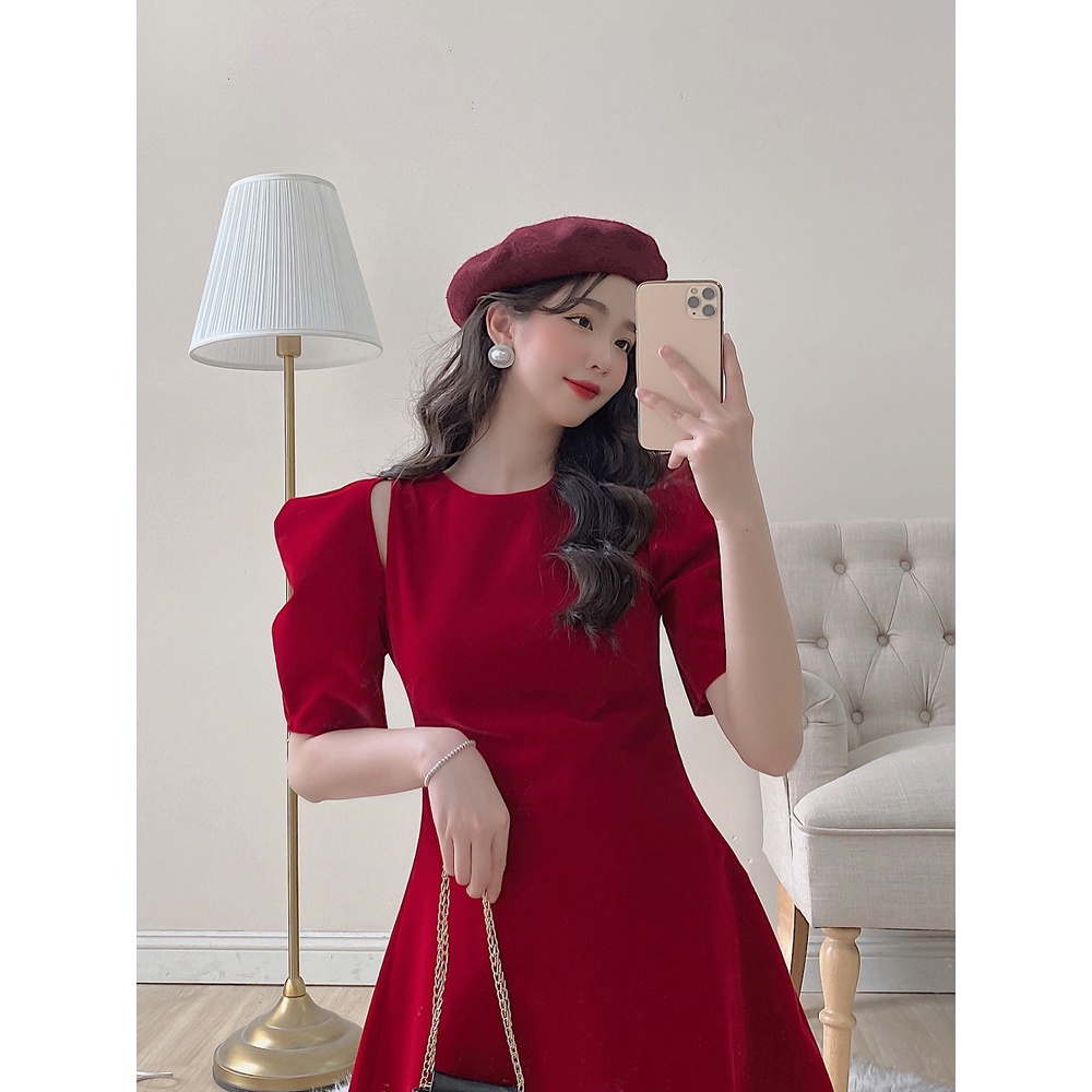 Váy cổ tròn cutout vai nữ LYRA, chất nhung gấm dáng xòe xinh xắn-VSYVD0068 | BigBuy360 - bigbuy360.vn