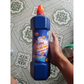 NƯỚC TẨY BỒN CẦU, NHÀ TẮM ARIKA 900ML