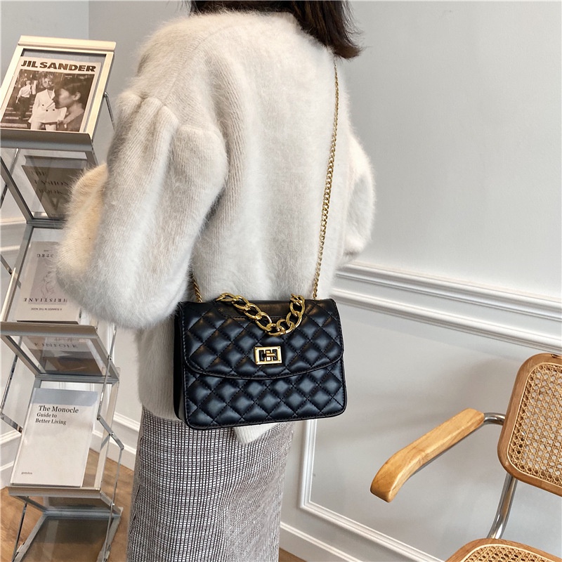 Túi Đeo Chéo Hình Vuông Nhỏ Màu Đen Thời Trang Cho Nữ