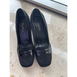 Giày Mỹ hiệu Vaneli Size 6.5 cho size 36-36.5