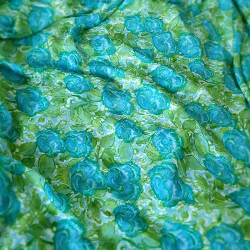 Vải voan ép hoa xanh