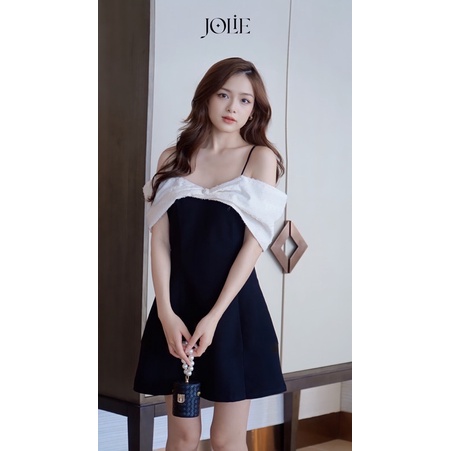Gemma Dress váy trễ vai trắng thân đen mặc có dây áo siêu xinh- Hàng chất lượng cao