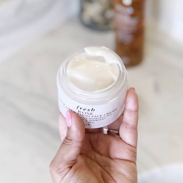 Kem dưỡng Fresh Rose Deep Hydration Face