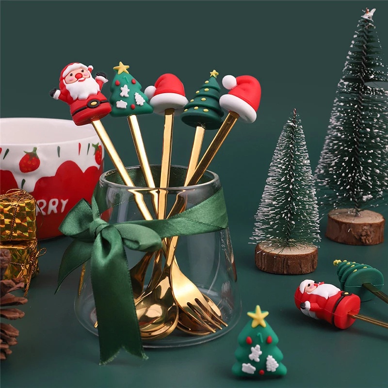 Bộ 2 Muỗng Nĩa Hình Ông Già Noel 3D Bằng Thép Không Gỉ Trang Trí Giáng Sinh Năm Mới