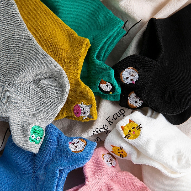Cartoon Female Ankle Socks Embroidered Expression Sweet Cute Pattern Novelty Women Low Top Socks Candy Color
