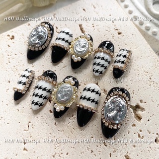 Nailbox Móng Úp Thiết kế Vintage