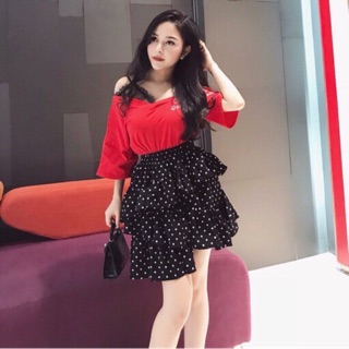 Set chân váy và áo phối ren xịn sale 1 set duy nhất