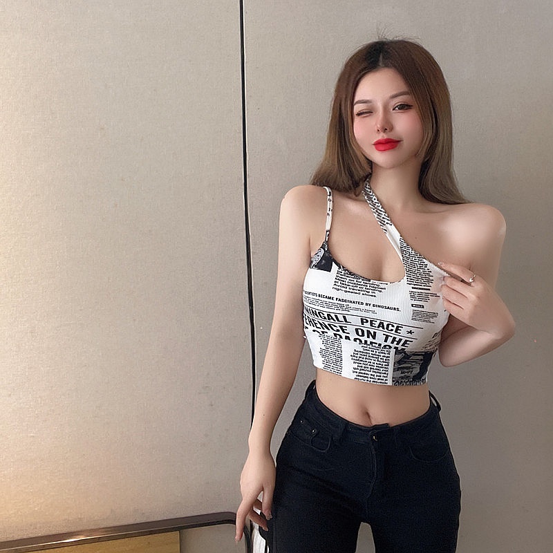 Áo Hai Dây Họa Tiết Tờ Báo Thời Trang Cho Nữ