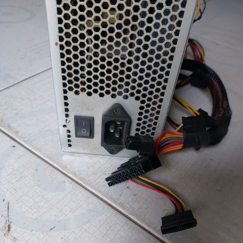 Nguồn Hynit 700W