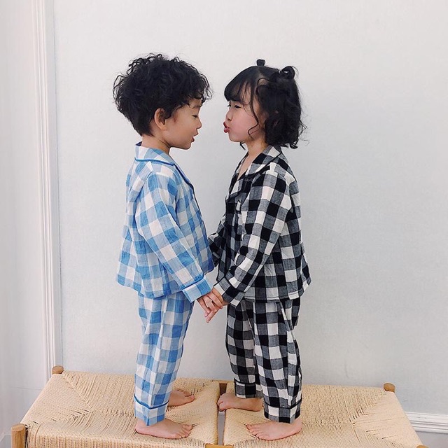 Bộ ngủ pijama kẻ caro tay dài cho bé trai và bé gái từ 6-28kg Quần áo trẻ em freesize phom rộng chất mềm Tiemmaykeokeo