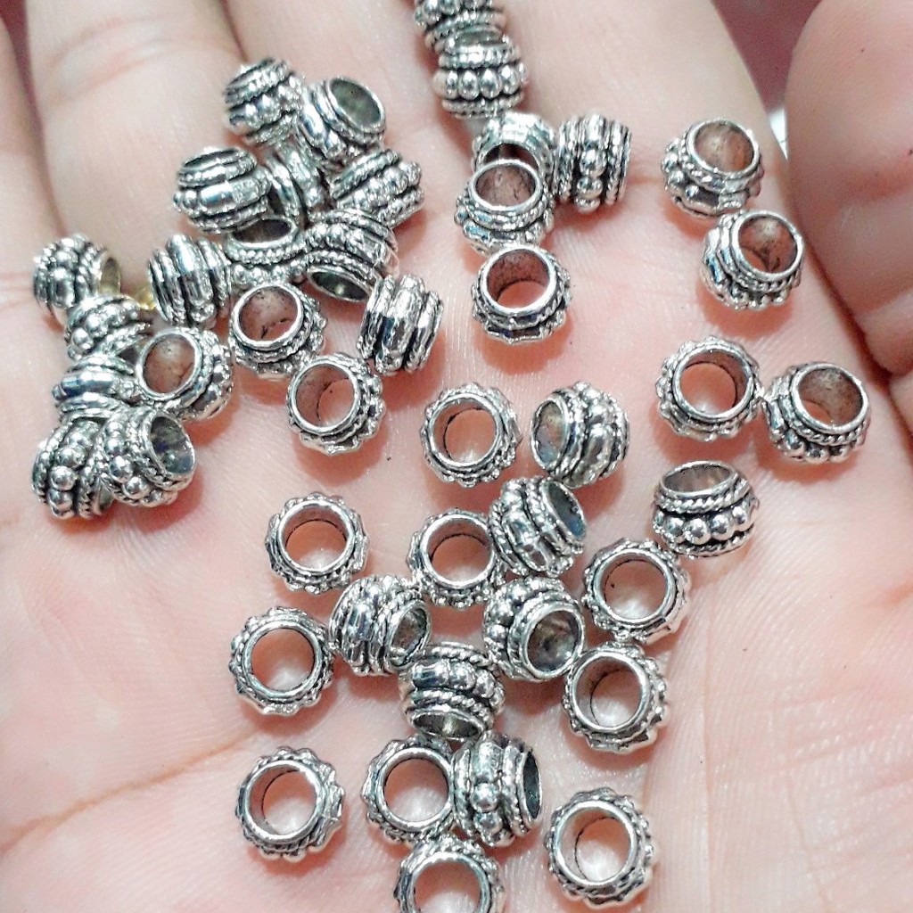 phụ liệu charm Tròn xỏ lỗ lớn : 50g - 1 gói = 25k / Nguyên Liệu Sỉ TPHCM - TOÀN QUỐC