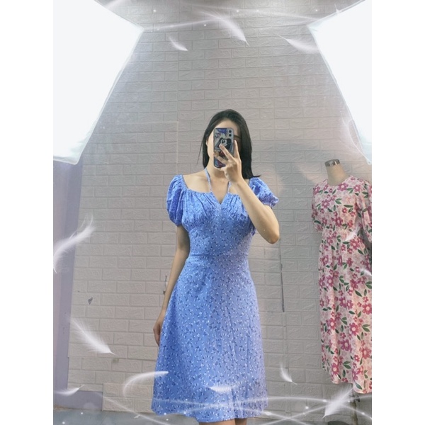 Váy hoa nhí trễ vai xinh xắn