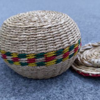 Hộp cói tròn có nắp