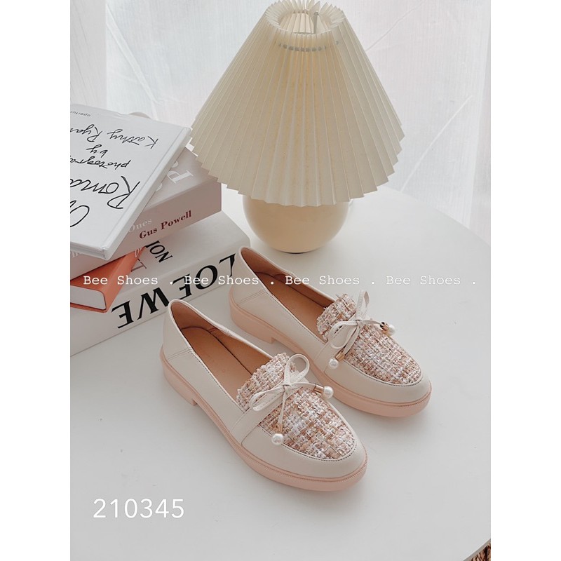 BEESHOES - GIÀY BÚP BÊ NỮ MŨI TRÒN DẠ NƠ - GIÀY BÚP BÊ NỮ MŨI TRÒN ĐẾ VUÔNG CAO 2 PHÂN SẴN MÀU ĐEN - KEM 210345 | BigBuy360 - bigbuy360.vn
