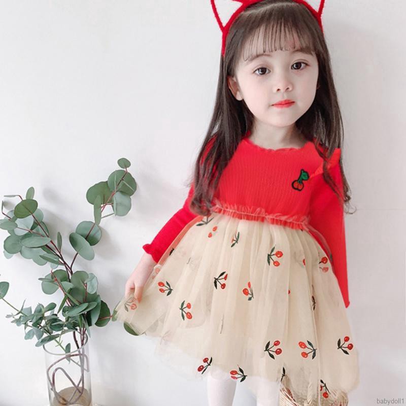 Đầm dài tay phối lưới họa tiết trái cherry cho bé