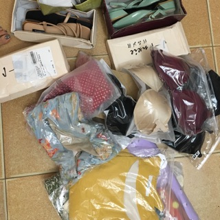Trả hàng khách buôn