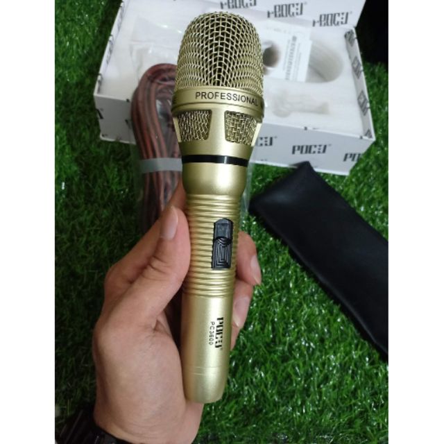 Micro karaoke có dây chống hú