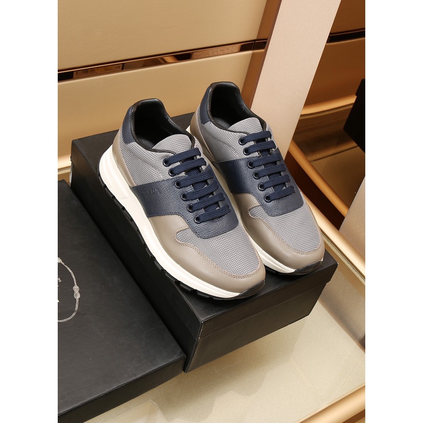 Giày thể thao nam cao cấp PRADA thiết kế đơn giản và thanh lịch nhưng vẫn mang đến sự trẻ trung và năng động