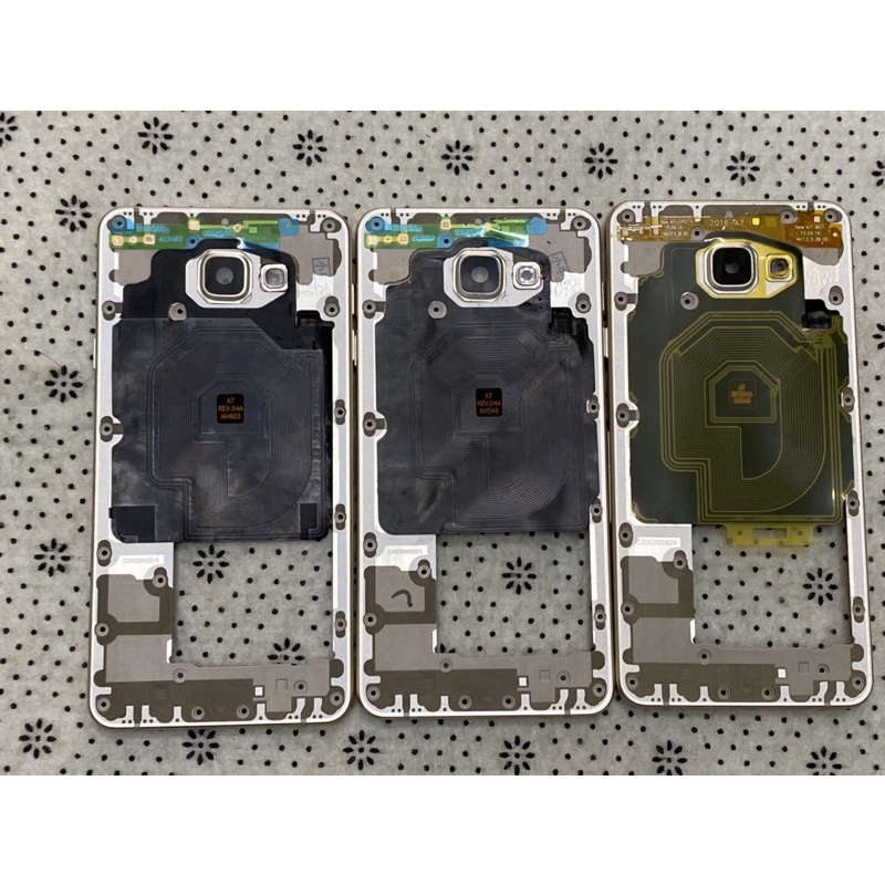 vỏ samsung a710 ( a7 2016 )