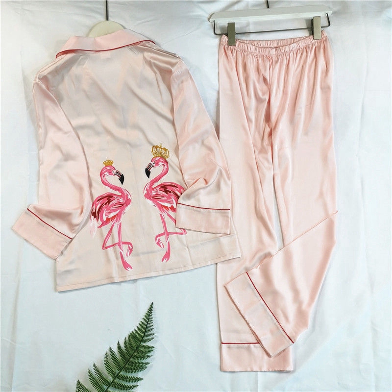 Bộ đồ ngủ dài tay in họa tiết thời trang gợi cảm cho nữ