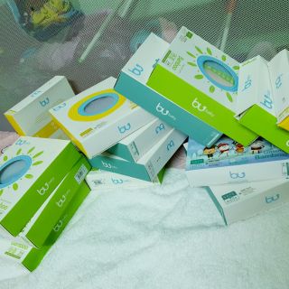 Thanh lý bu săn sale, đã hết. chỉ còn xanh duơng, dài tay 3/6th
