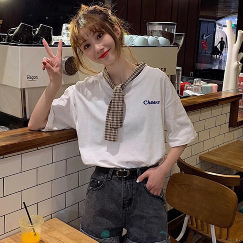 Áo thun nữ ngắn tay dáng rộng in chữ đơn giản