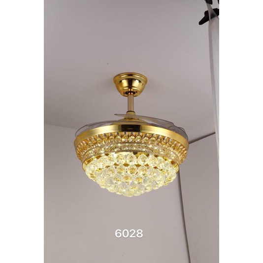 Quạt trần đèn giấu cánh. cánh cụp , cánh xoè. 6 tốc độ gió