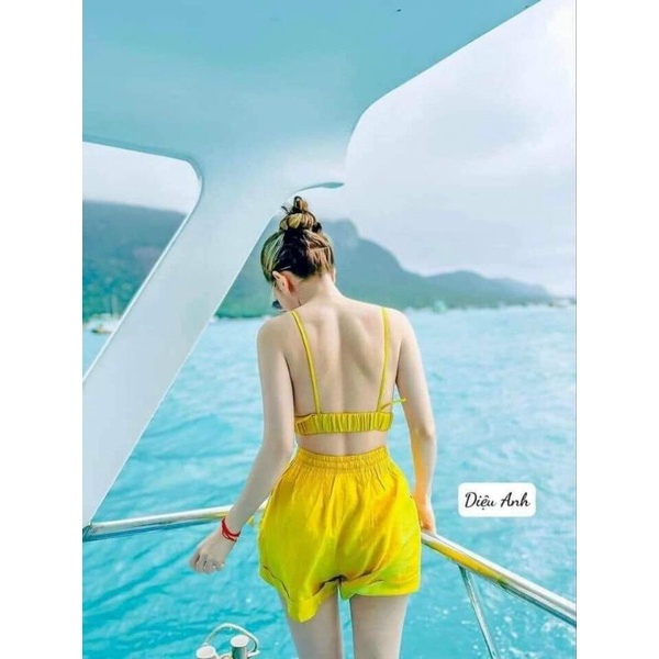 xéc tắm biển