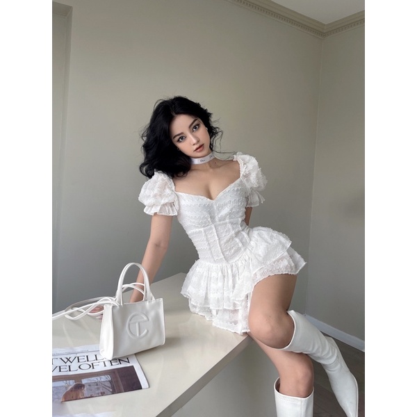 Đầm Xoè 2 Tầng Tay Phồng Công Chúa Trắng Đen - Amelie