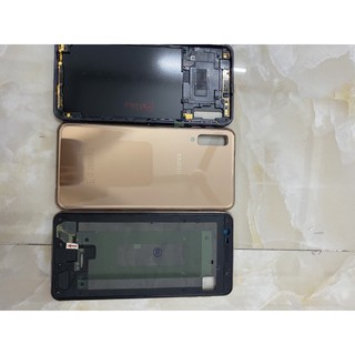 Vỏ bộ samsung a750 mới 100%