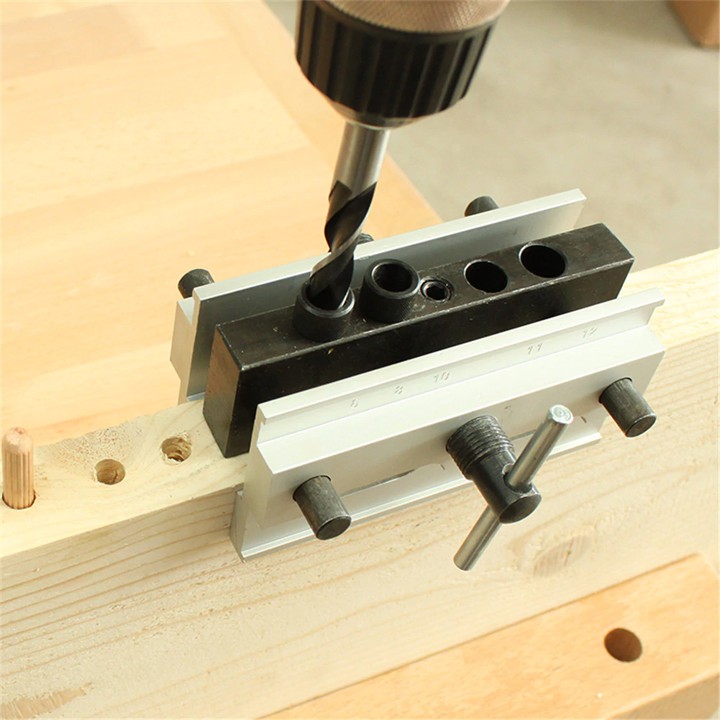 Cữ khoan chốt gỗ sâu có vam kẹp định tâm kết hợp 4 lỗ khoan thẳng 6-8-10-11-12mm