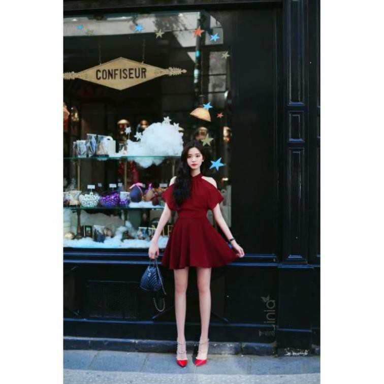 Đầm dự tiệc trễ vai yếm sang trọng | BigBuy360 - bigbuy360.vn