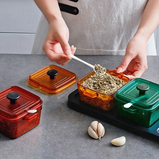 Bộ 3 Hũ Đựng Gia Vị, Dầu Ăn, Đường, Muối Bằng Nhựa Kèm Thìa & Khay Tiện Lợi Cho Bếp - ( 300ml x 3 )