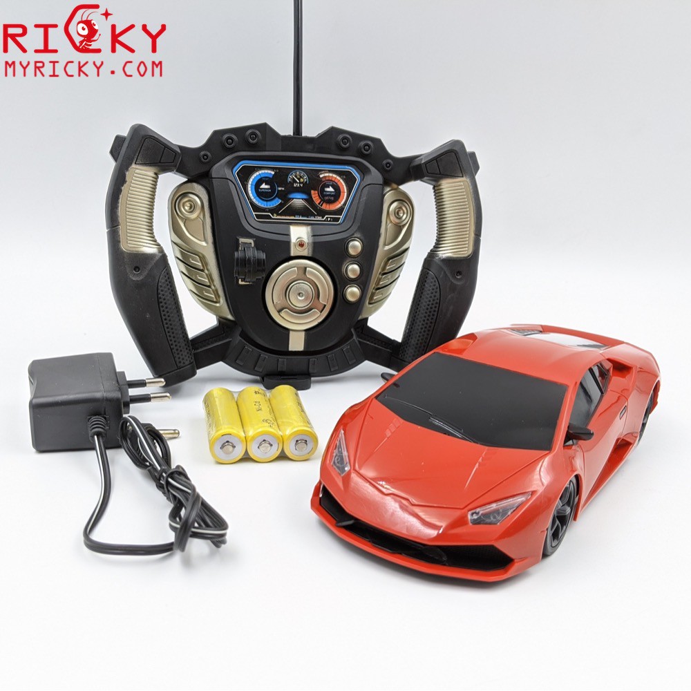 Siêu xe lambor điều khiển bằng vô lăng