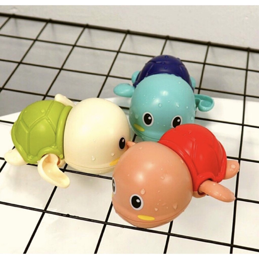 Rùa bơi trong nước đồ chơi nhà tắm cho bé