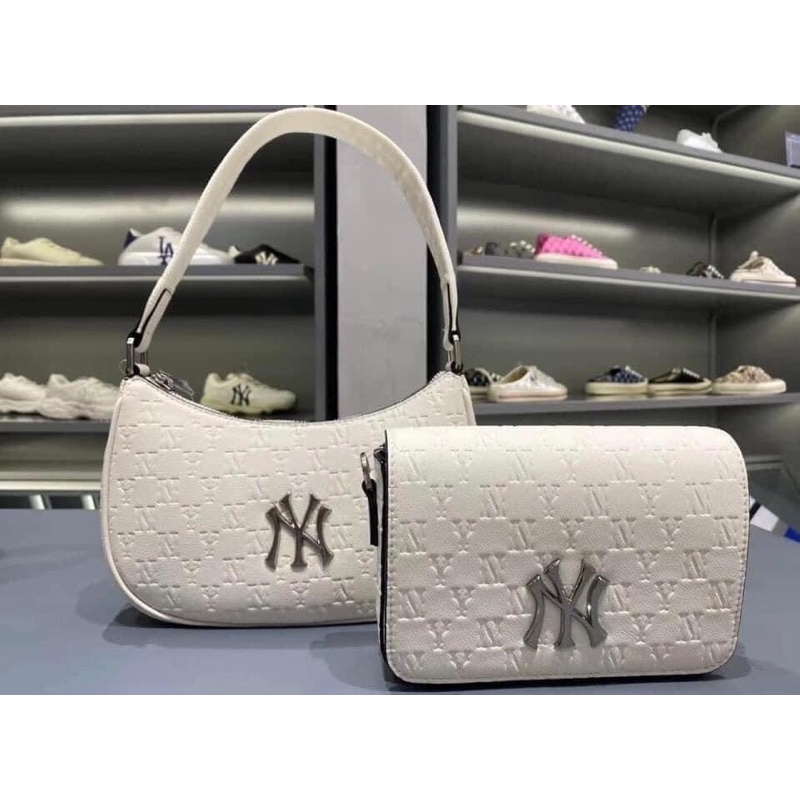 Túi kẹp nách MLB Hono Monogram da bản 2022