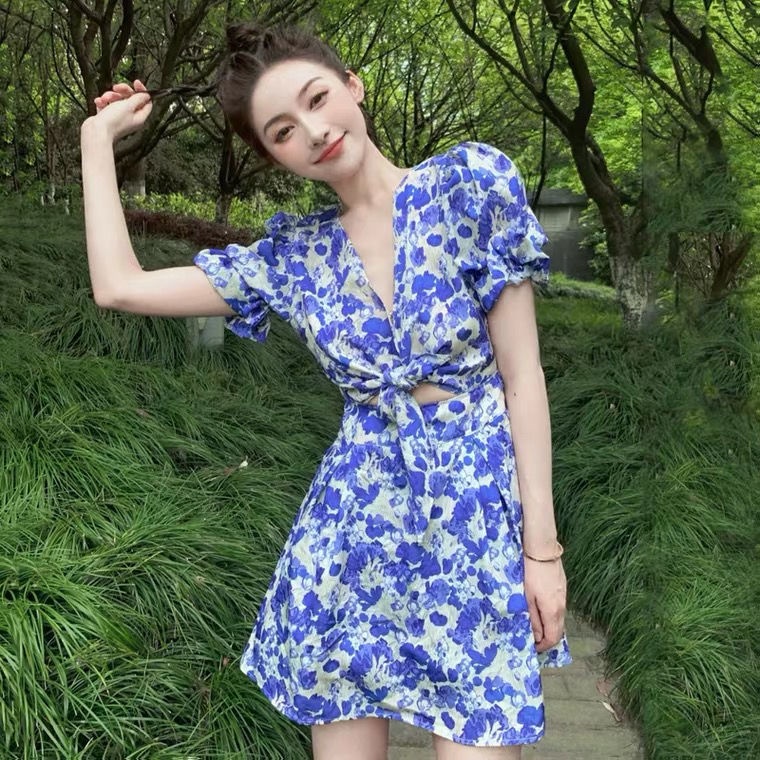 Đầm tay phồng cổ chữ V phối ren in hoa phong cách Hàn Quốc cho nữ
